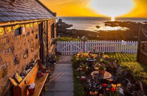 Sandhaven House | Pew with a View - Seafront Cottages