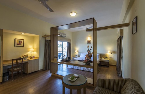 Mundhwa Hotel | Phoenix Hotel