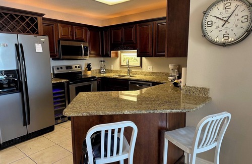 Orange Beach Condo | Phoenix VI, Nov @113/n, Feb 15-28 Special, Thanksgiving & Christmas OPEN