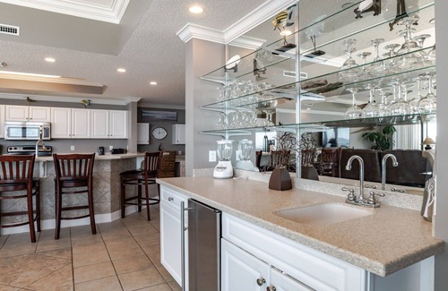 Orange Beach Condo | Phoenix West, Lazy River/Water Slide, UNREAL Views! Great rates!