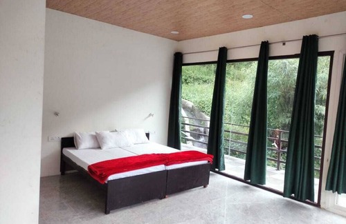 Sitapur Hotel | Phulwari Resort