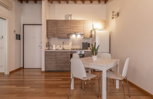 Carpi Apartment | [Piazza Martiri]-In pieno centro sotto al Castello