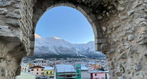 Assergi Apartment | Piazzetta Del Forno - Monolocale con Soppalco