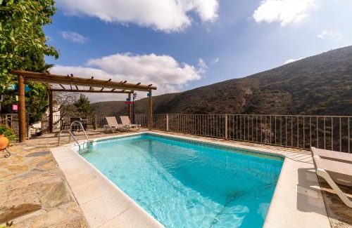 Laroya House | Picachico