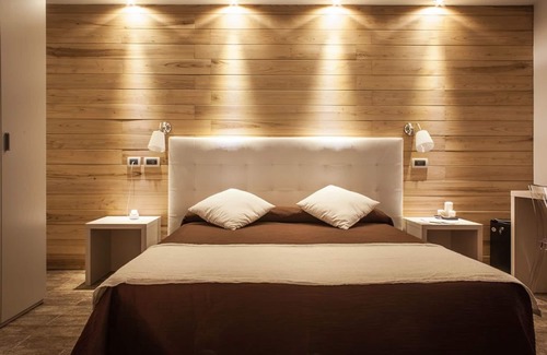 Abbadia San Salvatore Hotel | Piccolo Hotel Aurora