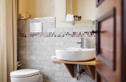 Abbadia San Salvatore Hotel | Piccolo Hotel Aurora