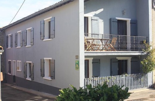 Puivert Apartment | "PICCOLOVE" GÎTE Romantic Cottage with Sauna And Private Spa