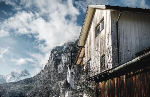 La Villa Ski Chalet | Picenin 61 Lodging