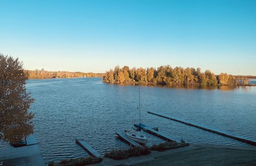 Big Lake Condo | Picture Perfect Lakefront Getaway | Monthly