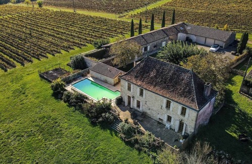 Pellegrue House | Picturesque Family/Golf Oasis: Pool, Snooker, View