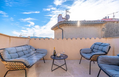 Plan-de-la-Tour House | Picturesque air-conditioned village house, terrace