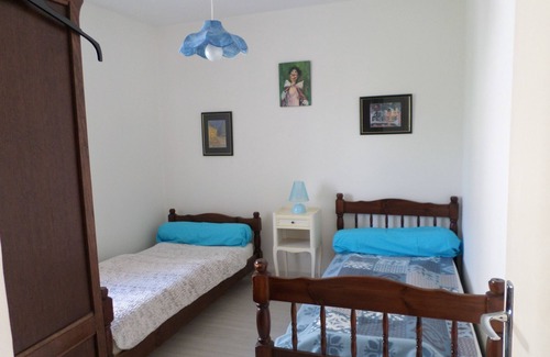 Plonevez-Porzay House | Pied à terre ideal for visiting the department with large green space