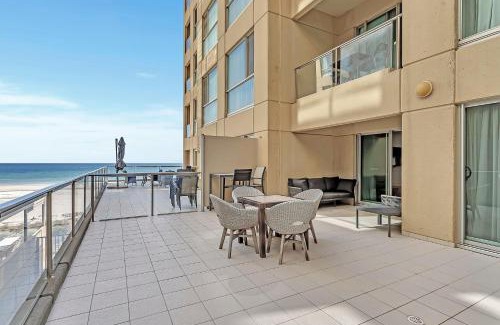 Glenelg Apartment | Pier 108 Glenelg