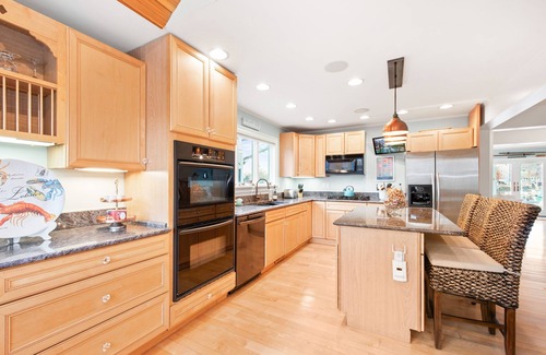 Shady Side House | "PIER JOY!" - 3BR WATERFRONT HOME W/PRIVATE DOCK