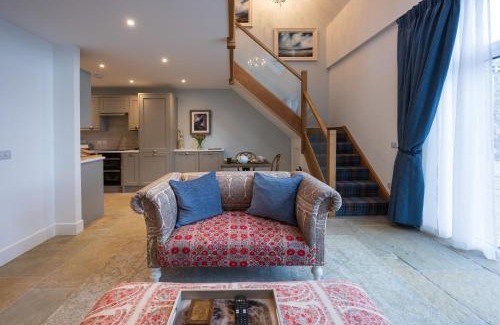 Murthly House | Pigeon Cottage - Luxury country steading