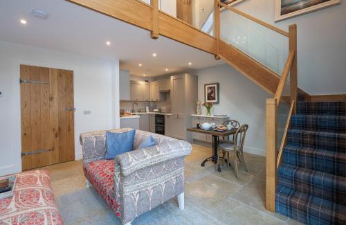Murthly House | Pigeon Cottage - Luxury country steading