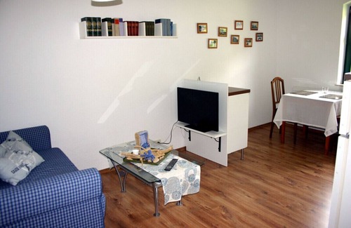Pettstadt Apartment | Pilgrim hostel and apartment on Old Farm in Weißenfels OT Pettstädt