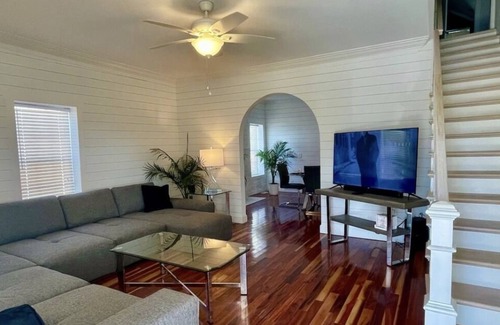 Kings Grant House | Pilot’s Pad