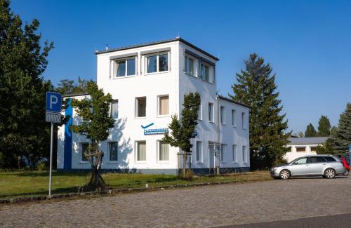 Strausberg Hotel | Pilotenunterkunft Fliegerhorst