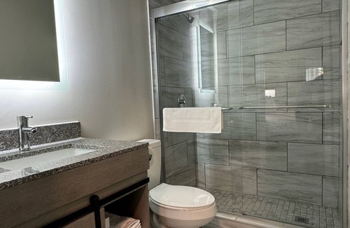 Port Huron Apartment | Pine Grove Executive SuitesnNewly Renovated Extended Stay Port Huron