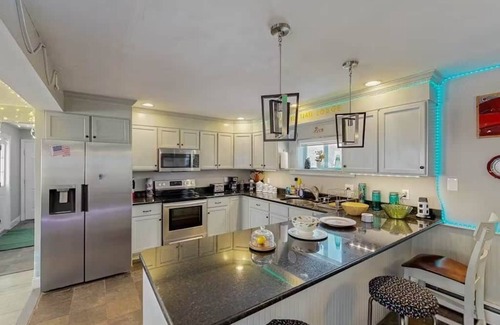 Pittsfield House | Pine Tree Trail Lodge