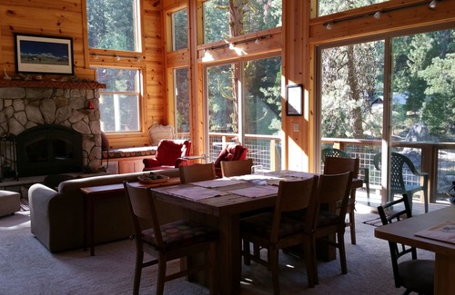 Strawberry Cabin | Pinecrestarearentals #21 on the river!