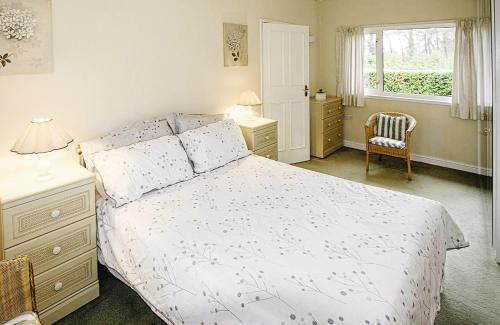 Old Cleeve House | Pines Cleeve Park