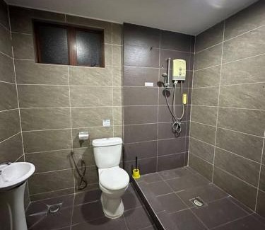 Kuala Lumpur Villa | Pinggir TTDI Damansara Homestay for big group up to 35 pax