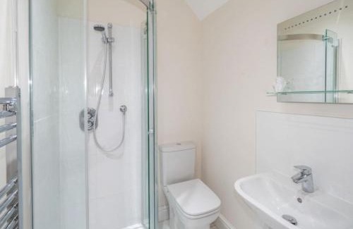 Uckinghall House | Pinley Hill House