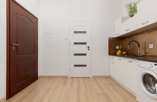 Srodmiescie Apartment | Piotrkowska 79 | Wifi, Pet-friendly, Studio, Balcony, Lodz
