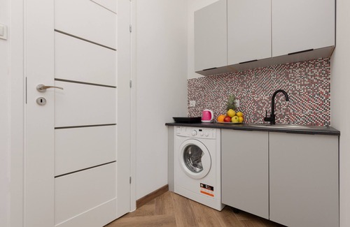 Srodmiescie Apartment | Piotrkowska Cozy Studio | Balcony | Łódź