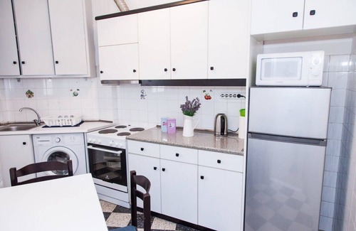 Keratsinion Apartment | Piraeus 1 Bd Cosy Apt with Balcony