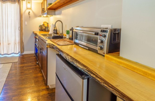 Ucluelet House | Pirates Cove