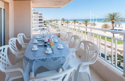 Grau i Platja Villa | Piropo