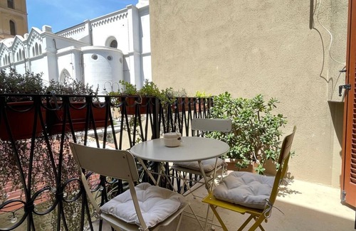 Cagliari Apartment | Pisani 32 at the Marina
