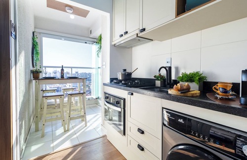 Sao Paulo Apartment | Piscina academia metro Brazilian Corner