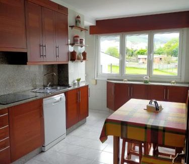 Valdovino Apartment | Piso 4 habitaciones Valdoviño cerca de la Playa