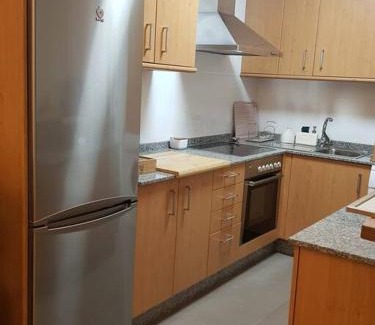 Pontedeume Apartment | Piso con preciosas vistas, patio privado y amplio garaje