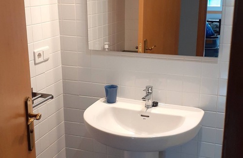 Mino Apartment | Piso en Miño de 2 Dormitorios /2 Baños y Jardín en Urbanización Costa Miño Golff