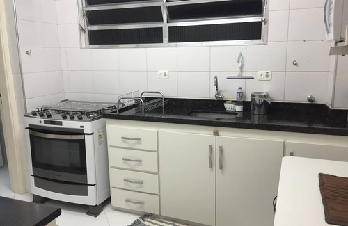 Pitangueiras Apartment | Pitangueiras - One block from the beach! Excellent, Unmissable 😎