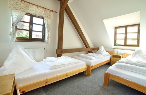 Drazic Hotel | Pivovarský dvůr Lipan