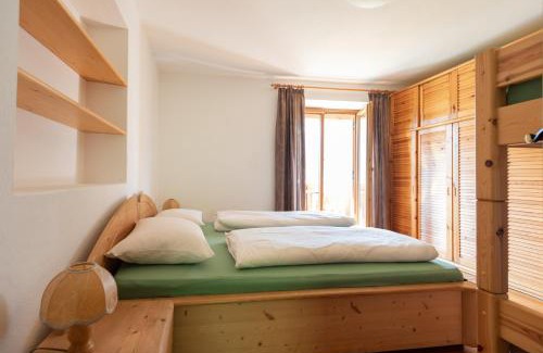 Castelbello-Ciardes Apartment | Pixnerhof - Ferienwohnung Golden