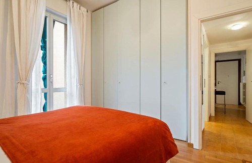 San Donato-San Vitale Apartment | Pizzardi Flower Apartment