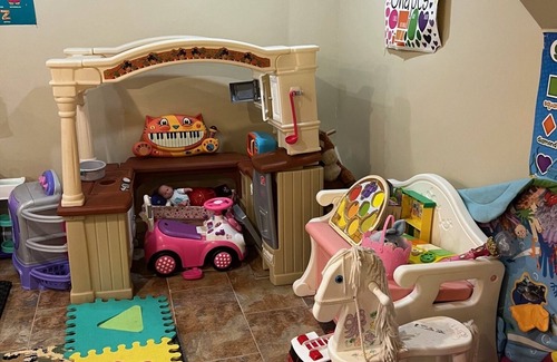 Valley Stream House | Plainfield Paradise for the Whole Family close to JFK and hospitals