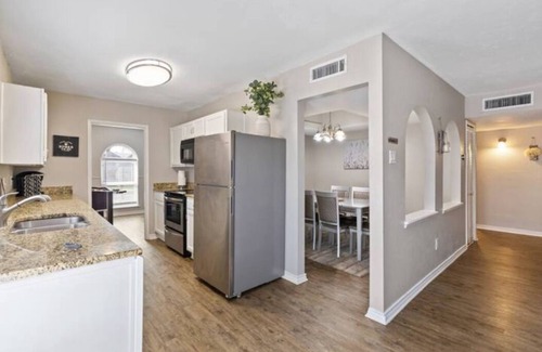 Plano House | 🌟 Plano’s Getaway! Game Room! 4 TVs! FAST WIFI