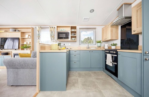 Truro Ski Chalet | Platinum 2 No Pet Sleeps 4