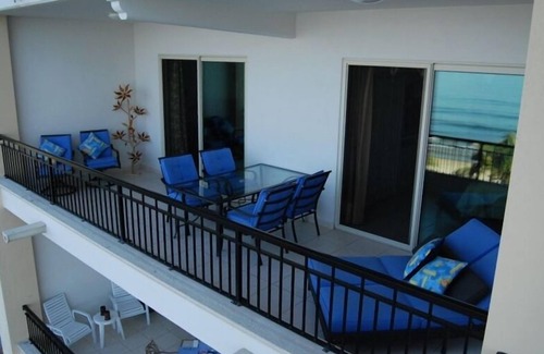 Nuevo Vallarta Condo | Playa Royal Oceanfront Condo