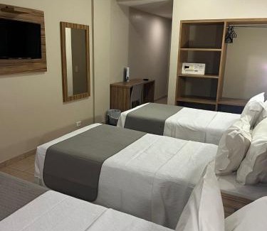 Central Sector Hotel | Plaza Inn Augustus