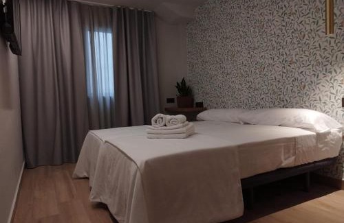 Totana House | Plaza Rooms