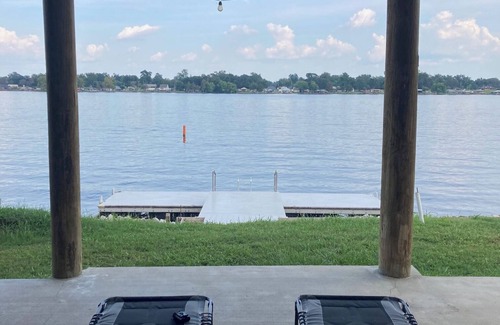 New Roads House | Pleasant 4-bedroom house in New Roads with WiFi.